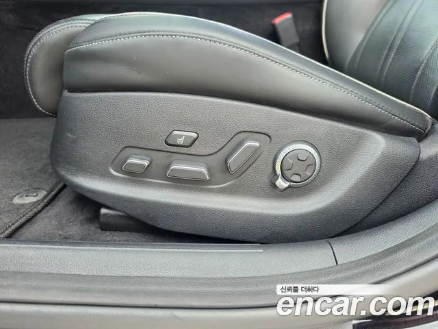 Genesis G80 Electrified G80 (RG3) — Фото автомобиля 14
