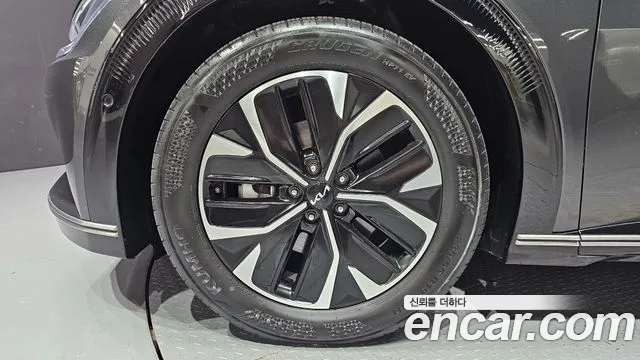 Kia EV6 — Фото автомобиля 4