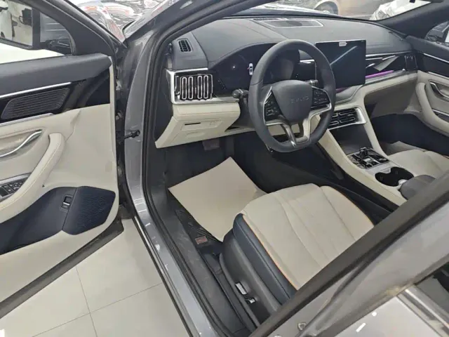 BYD Song PLUS — Фото автомобиля 15