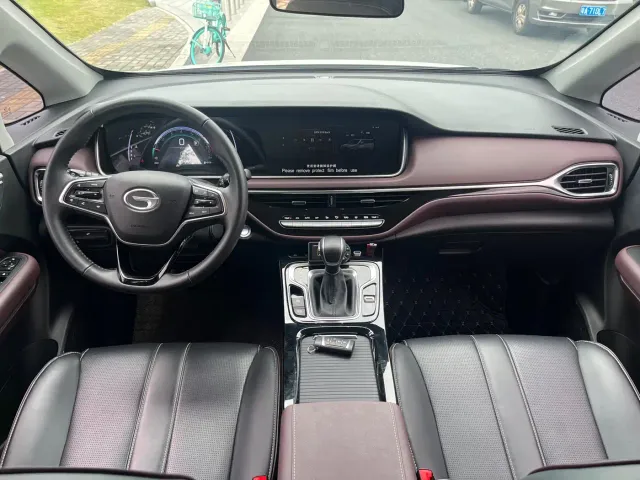 GAC Trumpchi M6 — Фото автомобиля 16