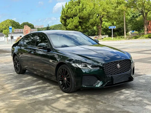Jaguar XFL — Фото автомобиля 3