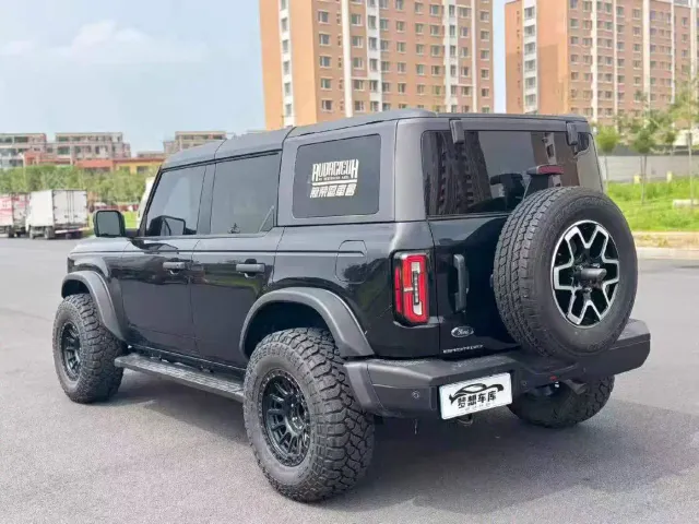 Ford Bronco — Фото автомобиля 7