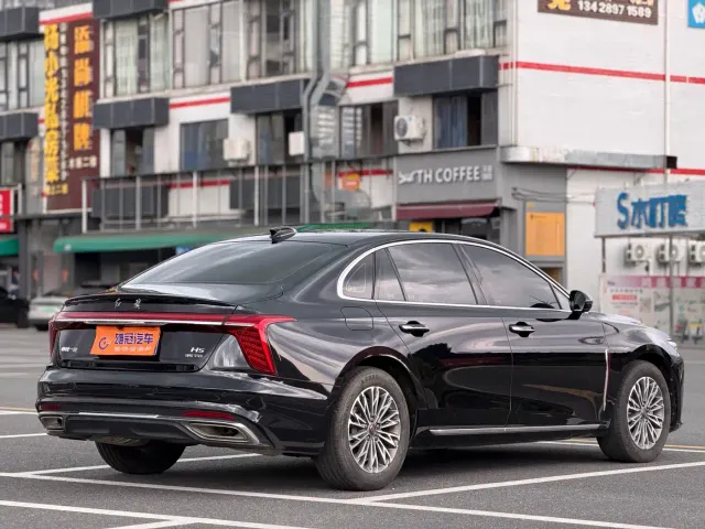 Hongqi H5 — Фото автомобиля 8