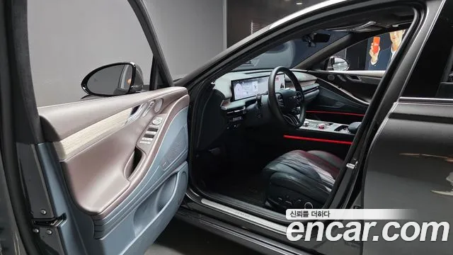 Genesis G80 Бензин 2.5 турбо AWD — Фото автомобиля 10
