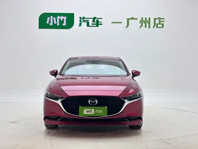 Mazda Axela — Фото автомобиля 2