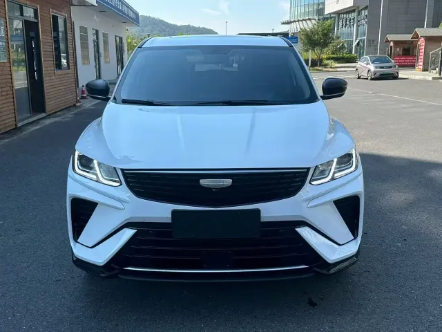 Geely Binyue — Фото автомобиля 2