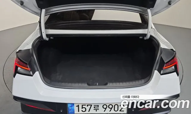 Hyundai Avante CN7 — Фото автомобиля 22
