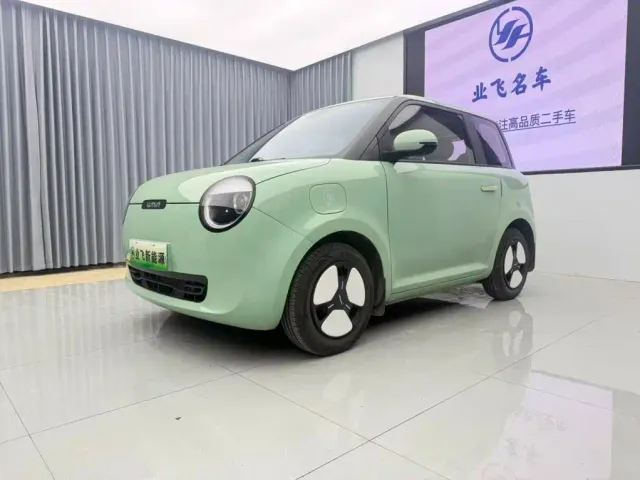 Фотография автомобиля — Changan Lumin