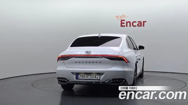 Hyundai Grandeur Новый Grandeur IG 3.0 LPi (Для проката) — Фото автомобиля 4