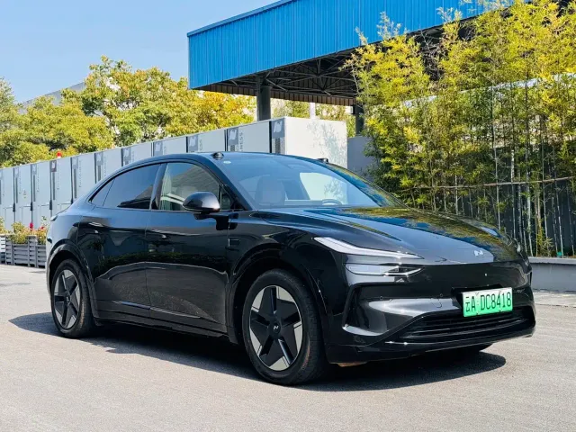 Onvo L60 — Фото автомобиля 3