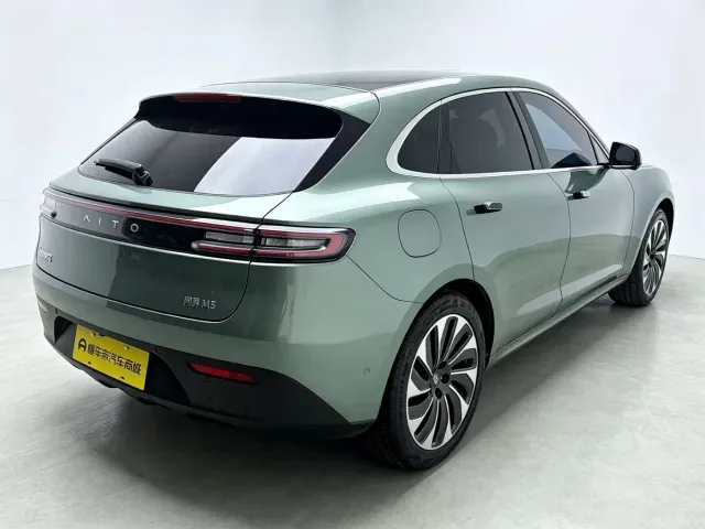 Aito M5 — Фото автомобиля 6