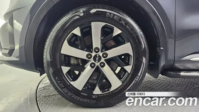 Kia Sorento Sorento 4-е поколение Бензин 2.5T 2WD — Фото автомобиля 5
