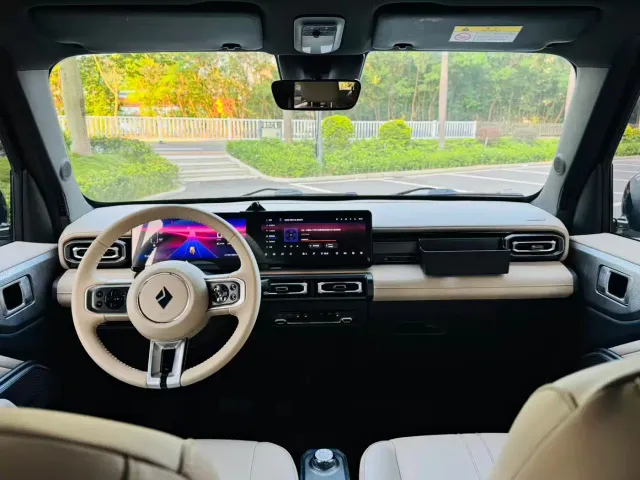 Baojun Yep — Фото автомобиля 5