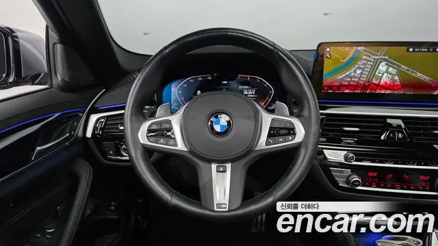 BMW 5-Series — Фото автомобиля 11