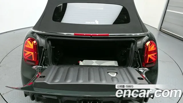 Mini Cooper Convertible — Фото автомобиля 18