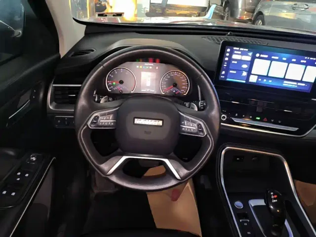 Haval H6 — Фото автомобиля 10