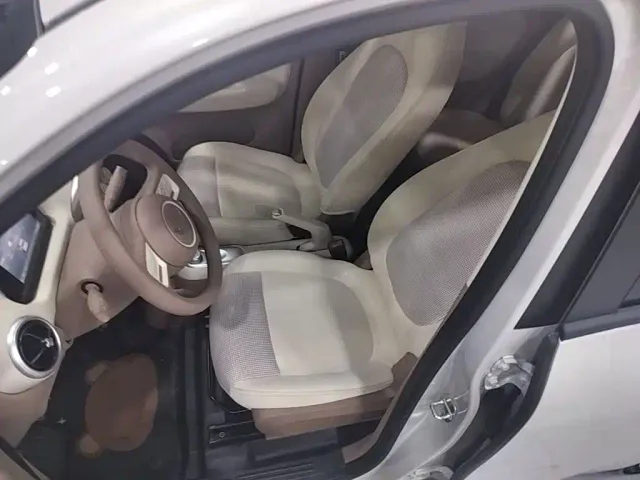 Wuling Hongguang Mini EV — Фото автомобиля 14