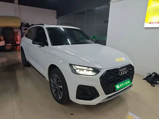 Audi Q5L — Фото автомобиля 3