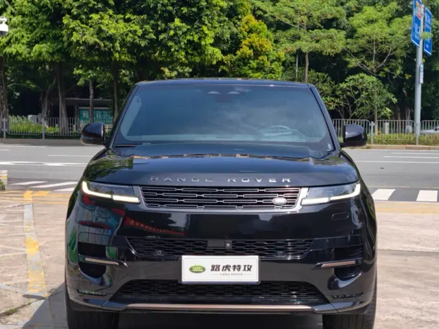 Land Rover Range Rover Sport — Фото автомобиля 2