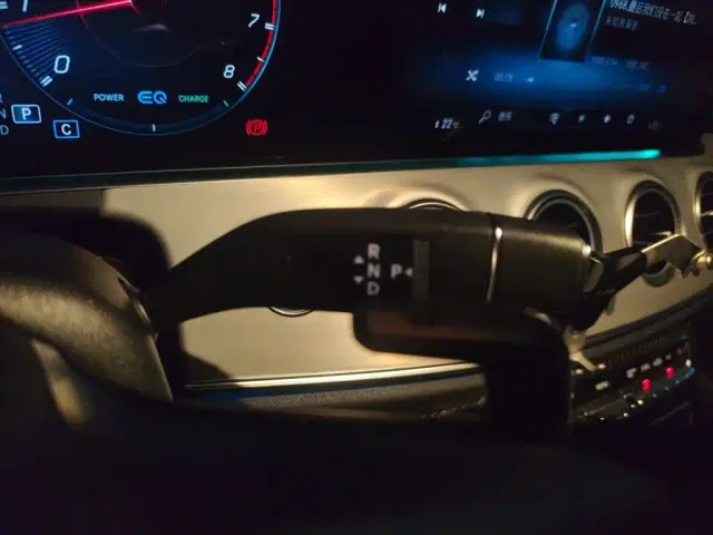 Mercedes-Benz E-Class AMG — Фото автомобиля 15