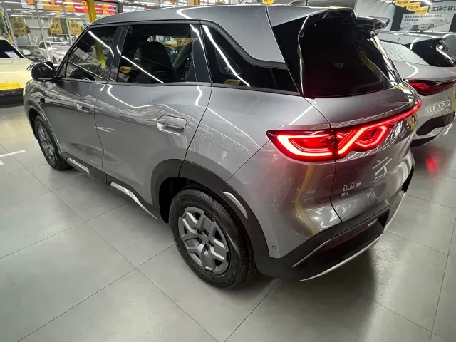 BYD Yuan UP — Фото автомобиля 8