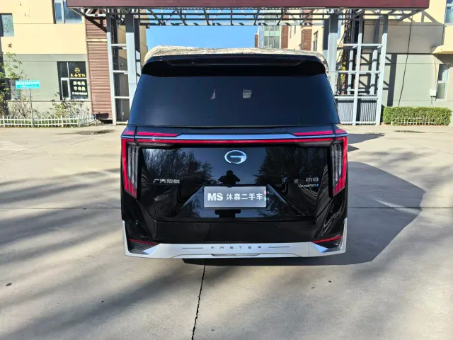 GAC Trumpchi M8 — Фото автомобиля 5