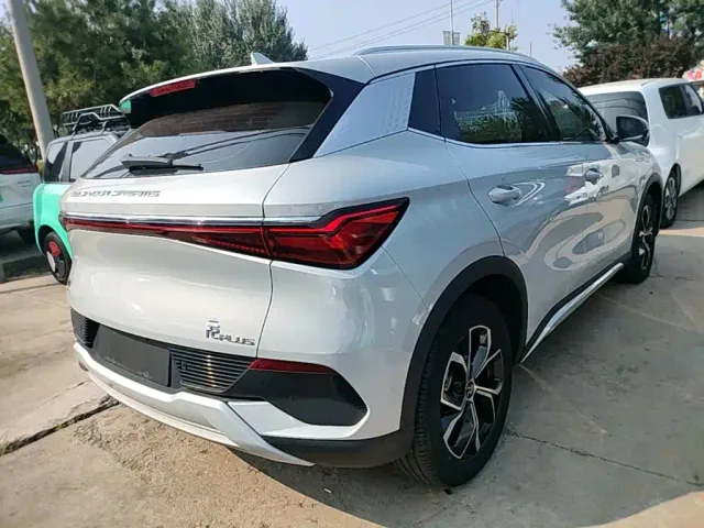 BYD Yuan PLUS — Фото автомобиля 4