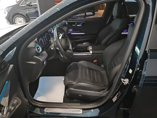 Mercedes-Benz C-Class — Фото автомобиля 14