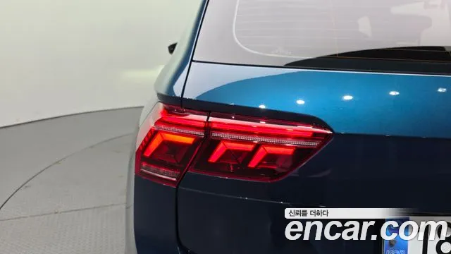 Volkswagen Tiguan Tiguan 2 поколение 2.0 TDI 4Motion Prestige — Фото автомобиля 20