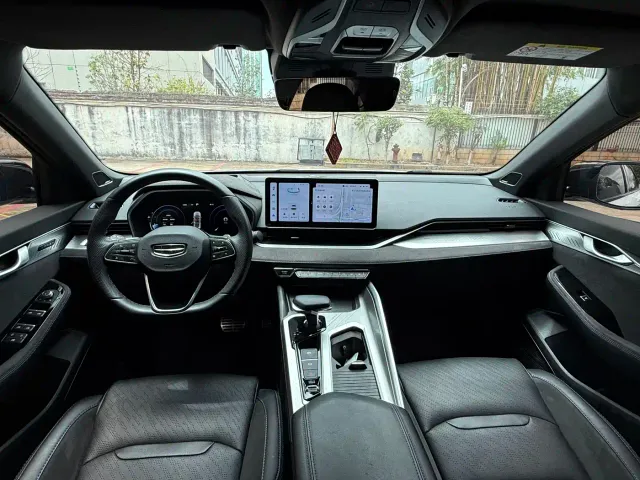 Geely Xingrui — Фото автомобиля 6