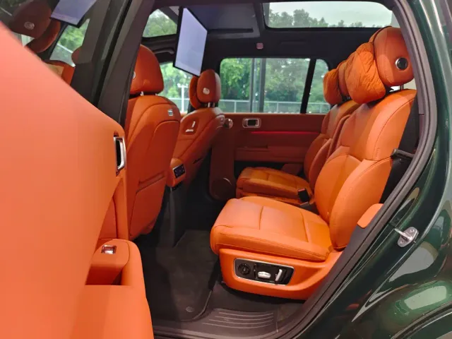 Li Auto L9 — Фото автомобиля 10