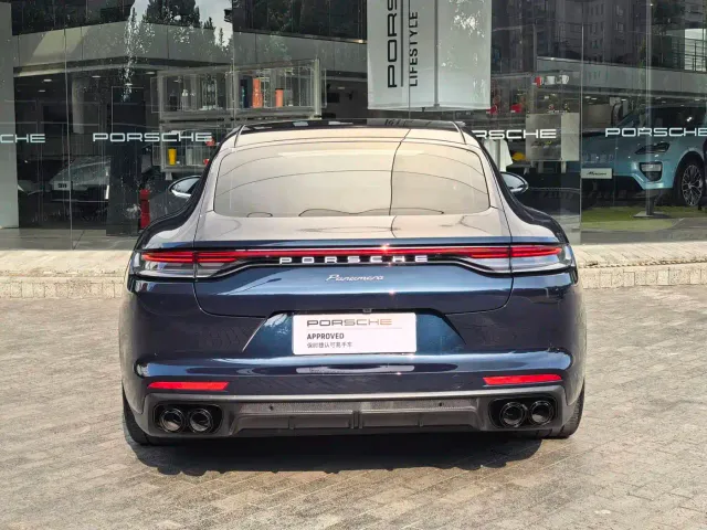 Porsche Panamera — Фото автомобиля 20