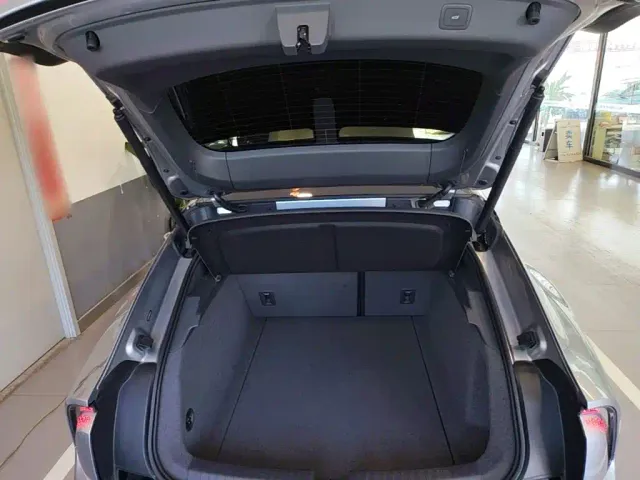 Audi E5 Sportback — Фото автомобиля 18