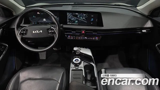 Kia EV6 — Фото автомобиля 10