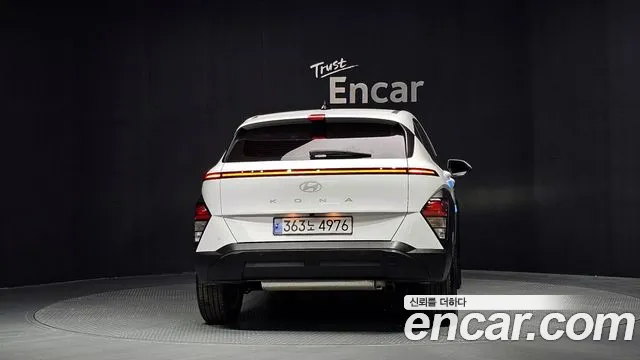 Hyundai Kona — Фото автомобиля 4