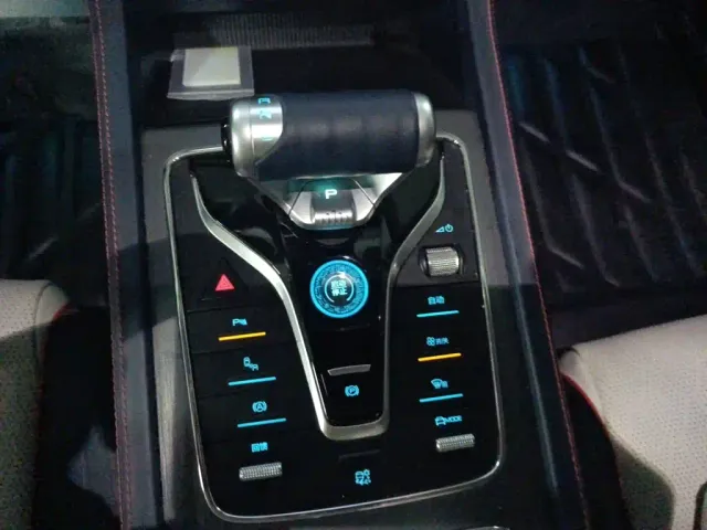 BYD Yuan PLUS — Фото автомобиля 15