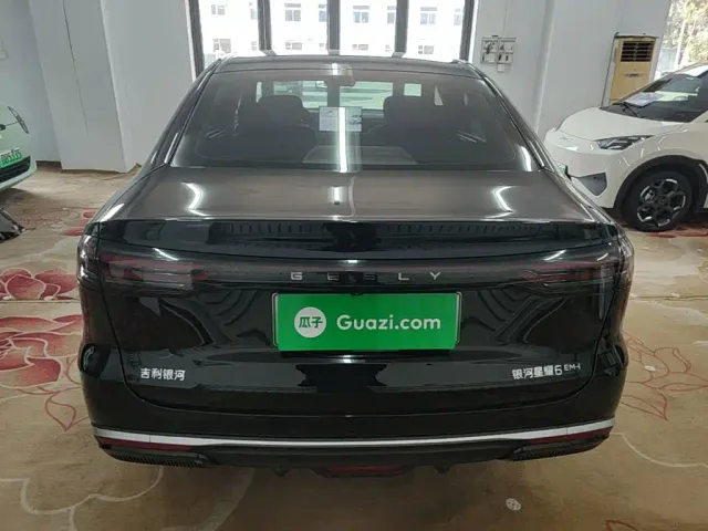 Geely Galaxy Stellar 6 — Фото автомобиля 5