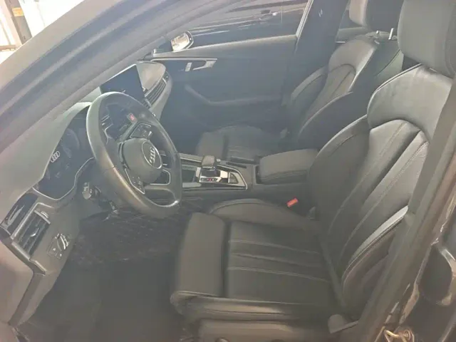 Audi A4L — Фото автомобиля 19