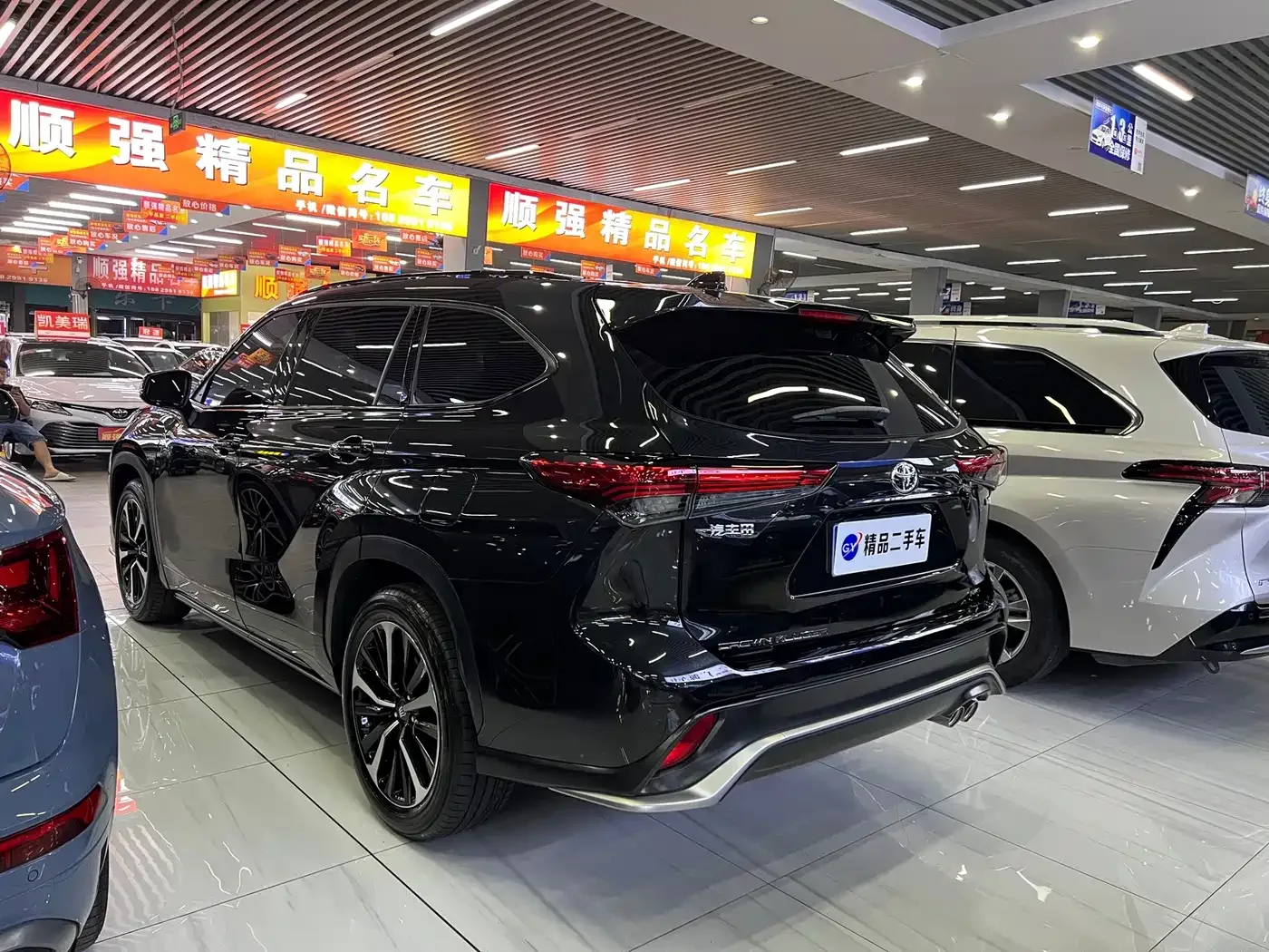 Toyota Crown Kluger 2022 2.0T 4WD Sporty Edition — Фото автомобиля 23