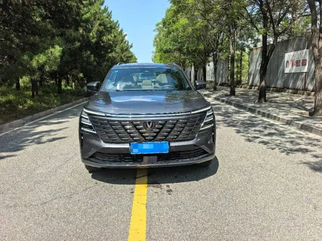 Changan CS75 Plus — Фото автомобиля 2