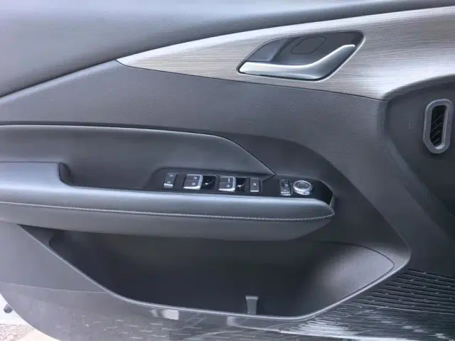 Wuling Starlight — Фото автомобиля 7