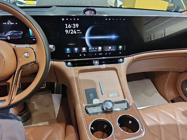 Zunjie Zunjie S800 2025 Model Pure Electric Starlight Premium Edition 5-Seater — Фото автомобиля 9