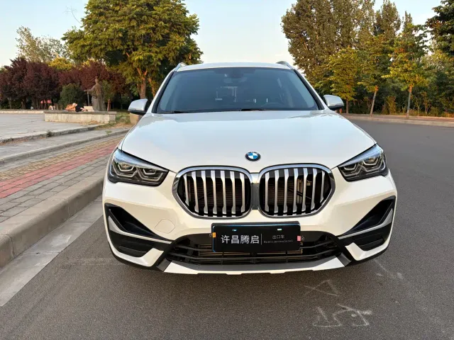 BMW X1 — Фото автомобиля 2