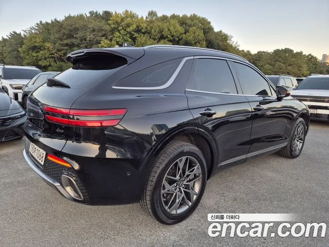 Genesis GV70 — Фото автомобиля 6