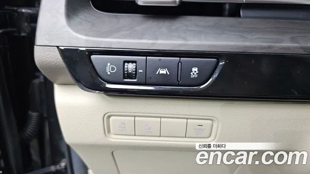 Kia Carnival 4th Gen — Фото автомобиля 13