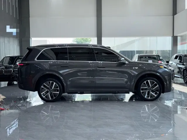 Li Auto L9 — Фото автомобиля 3