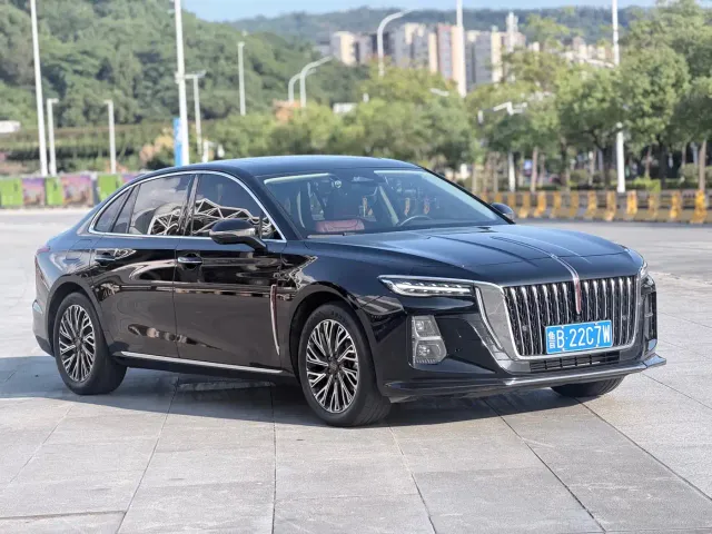 Hongqi H5 — Фото автомобиля 3