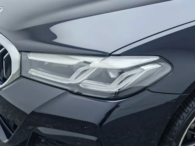 BMW 5 Series — Фото автомобиля 8