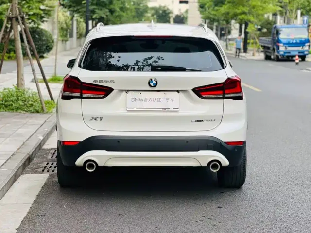 BMW X1 — Фото автомобиля 5
