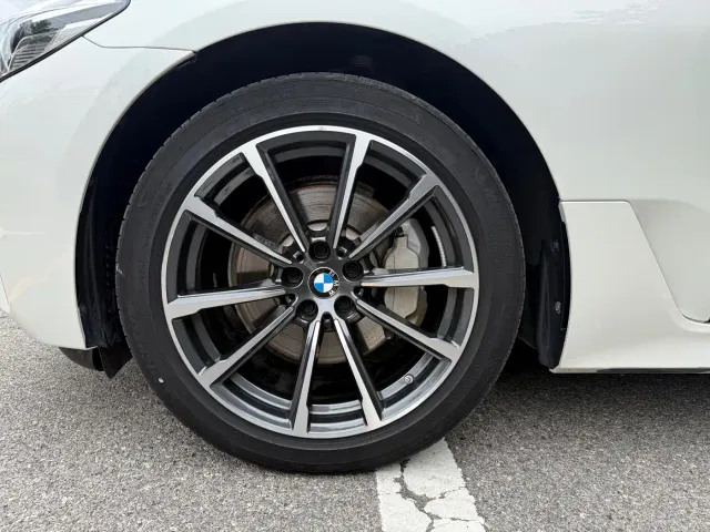 BMW 6 Series Gran Turismo — Фото автомобиля 11